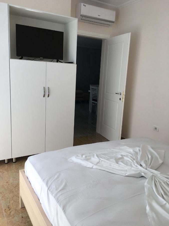 Appartamento Kledi Hotel&Apartments Shëngjin